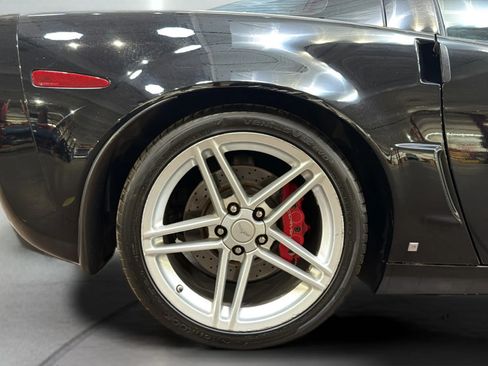 Used 2006 Chevrolet Corvette Z06 w/ Preferred Equipment Group RWD image 35