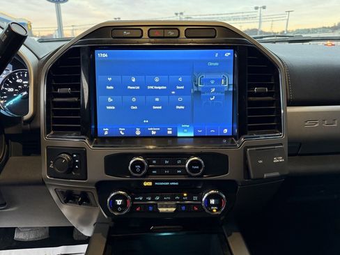 Used 2022 Ford F250 Lariat w/ Lariat Value Package image 15