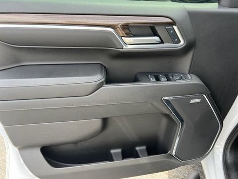 Used 2024 Chevrolet Silverado 1500 RST w/ Convenience Package II AWD/4WD image 11