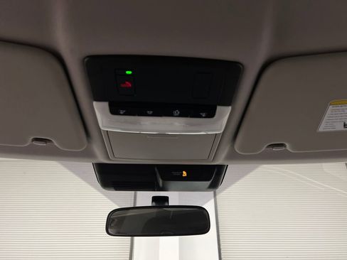 Used 2023 Mitsubishi Outlander SE image 67