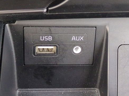 Used 2018 Genesis G80 3.3T Sport image 22