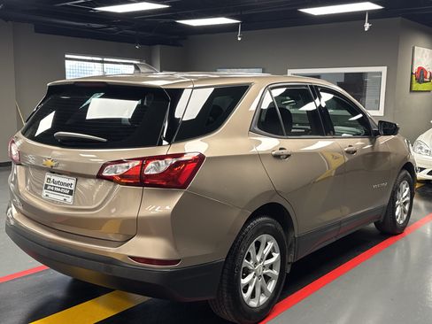 Used 2019 Chevrolet Equinox LS w/ LPO, Floor Liner Package FWD image 6