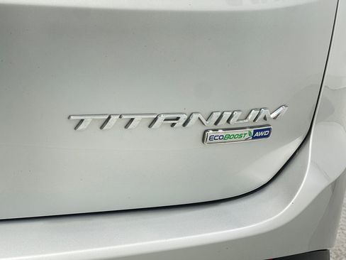 Used 2018 Ford Edge Titanium w/ Canadian Touring Package image 41