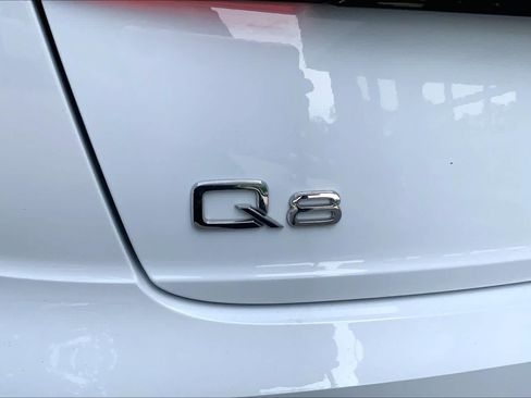 Used 2021 Audi Q8 Premium Plus w/ Premium Plus Package AWD/4WD image 10