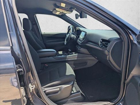 Used 2025 Dodge Durango GT AWD/4WD image 21
