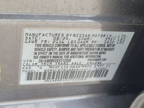 Used 2025 Nissan Sentra S FWD image 28