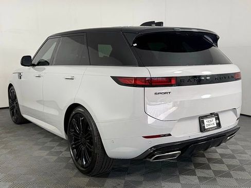 New 2026 Land Rover Range Rover Sport Dynamic SE AWD/4WD image 4