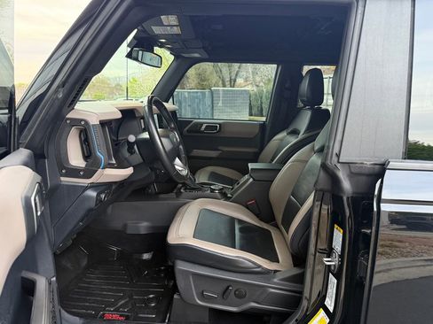 Used 2022 Ford Bronco Wildtrak image 33