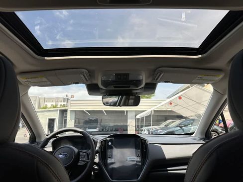 Used 2025 Subaru Crosstrek 2.5i Limited w/ Crosstrek Mirror Package AWD/4WD image 13