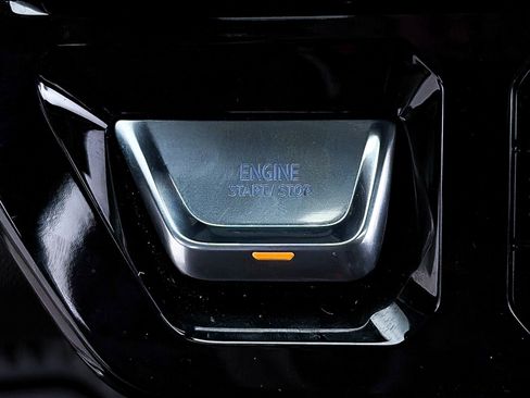 Used 2025 GMC Sierra 1500 Pro w/ Pro Value Package image 29