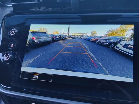 Used 2023 Chevrolet Bolt EUV LT image 25