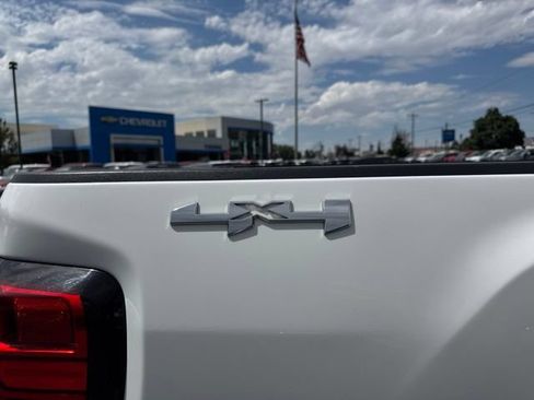 Used 2022 GMC Sierra 2500 SLE w/ SLE Convenience Package AWD/4WD image 12