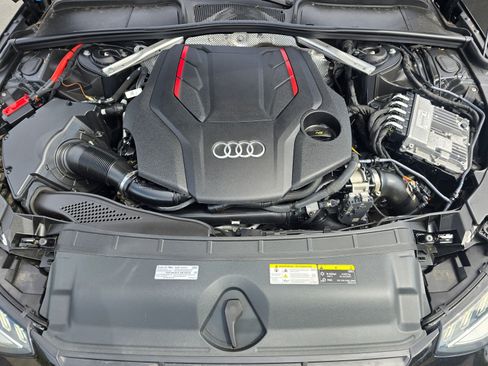 Used 2023 Audi S4 Premium Plus w/ Premium Plus Package AWD/4WD image 9