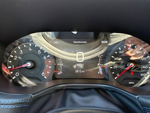 Used 2026 Jeep Compass Latitude AWD/4WD image 7