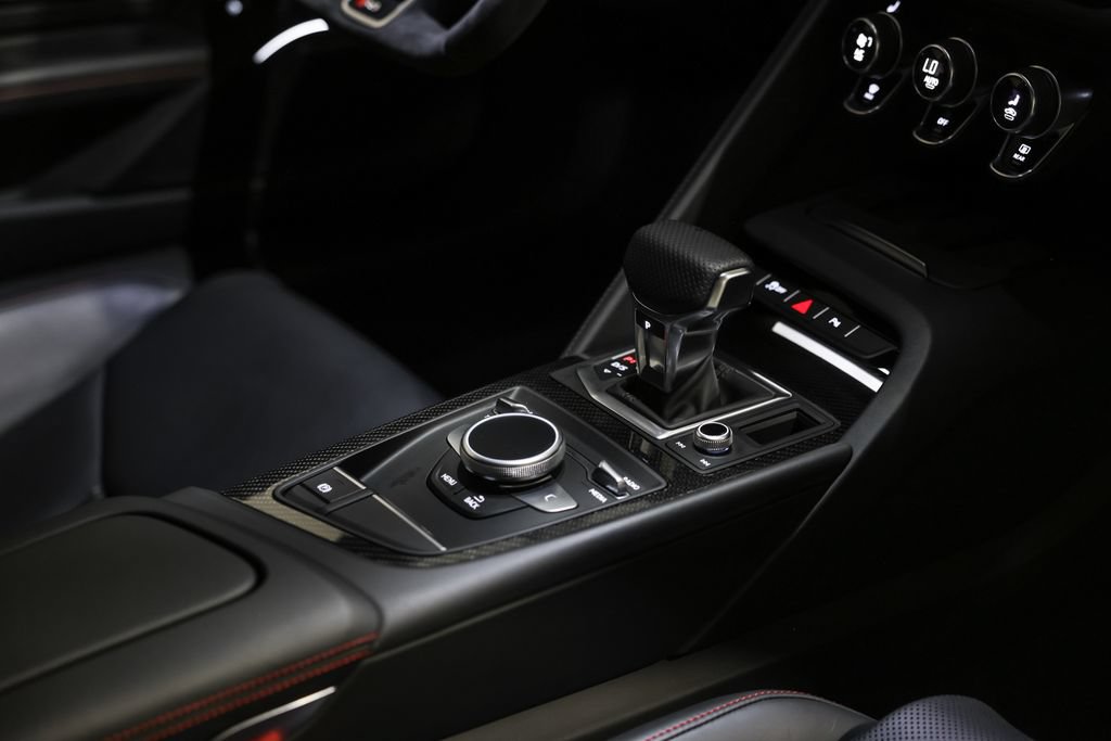 Used 2018 Audi R8 V10 plus w/ Full Leather Package AWD/4WD image 26