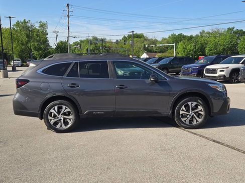 Used 2020 Subaru Outback Limited image 7