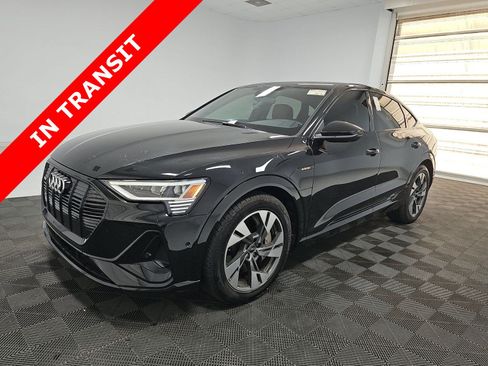 Used 2022 Audi e-tron Premium w/ Convenience Plus Package AWD/4WD image 1