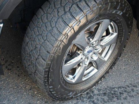 Used 2020 Ford F150 Lariat image 10