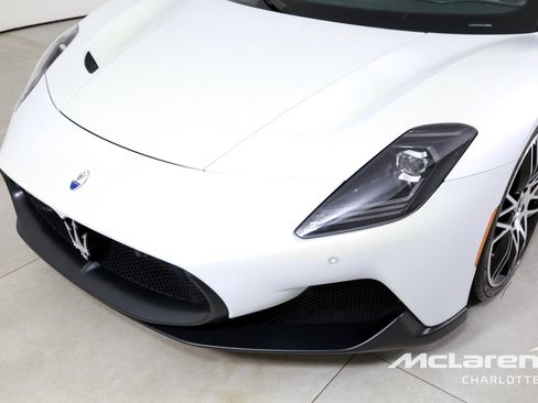 Used 2023 Maserati MC20 Spyder image 34