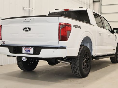 New 2025 Ford F150 XLT w/ Equipment Group 302A MID image 8