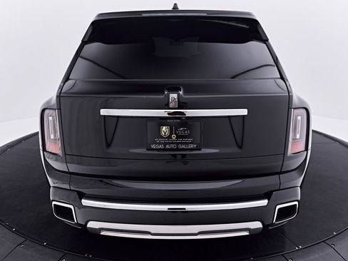Used 2025 Rolls-Royce Cullinan AWD/4WD image 30
