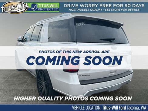Used 2018 Ford Expedition Platinum AWD/4WD image 3