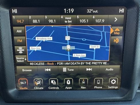 Used 2023 Jeep Gladiator Overland image 21