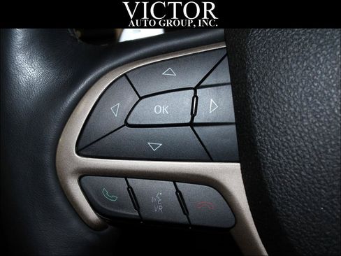 Used 2015 Jeep Grand Cherokee Limited w/ Luxury Group II AWD/4WD image 22