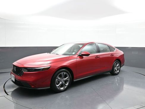 Certified 2024 Honda Accord EX image 10