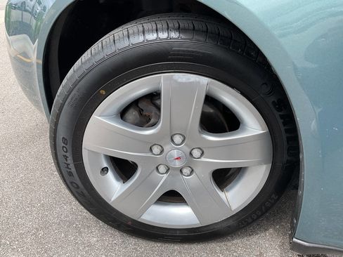 Used 2009 Pontiac G6 Sedan w/ Sport Package 1 FWD image 39