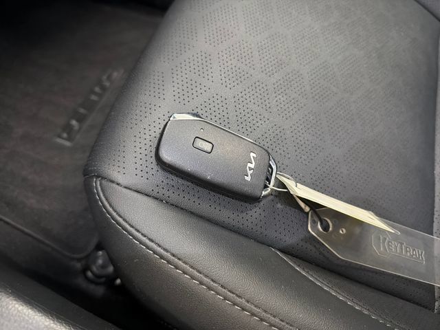 Certified 2024 Kia Seltos EX AWD/4WD image 29