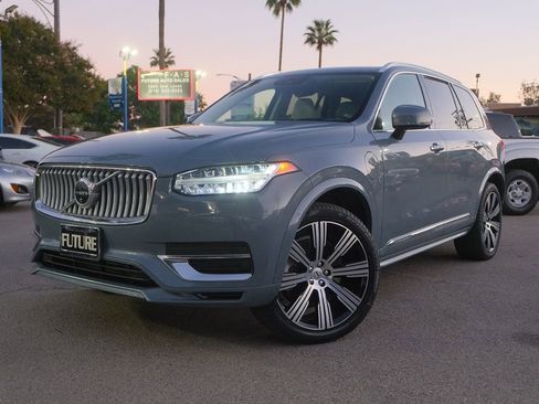 Used 2020 Volvo XC90 T8 Inscription w/ Protection Package Premier image 1