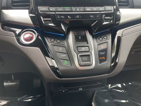 Used 2018 Honda Odyssey Elite image 34