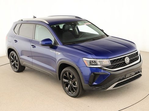 Used 2022 Volkswagen Taos SE image 36