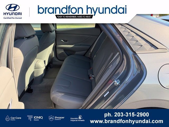 Used 2026 Hyundai Elantra Hybrid FWD image 23