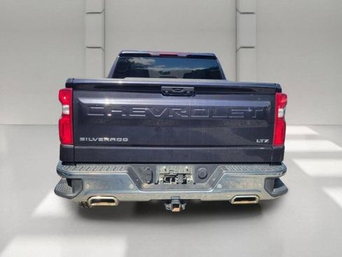Used 2023 Chevrolet Silverado 1500 LTZ w/ Z71 Off-Road Package AWD/4WD image 5