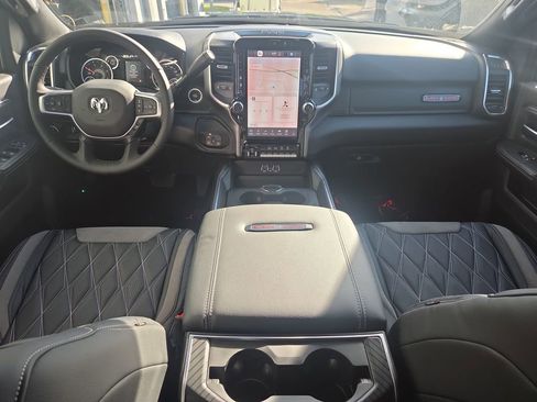 New 2026 RAM 2500 Big Horn AWD/4WD image 15