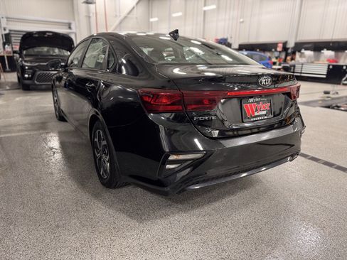 Used 2020 Kia Forte LXS image 30