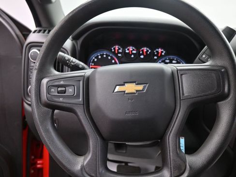 Used 2020 Chevrolet Silverado 1500 Custom w/ Custom Value Package image 22