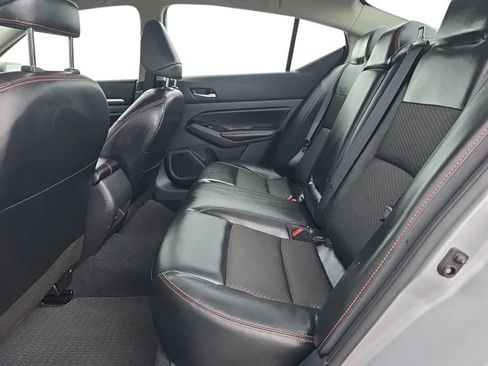 Used 2024 Nissan Altima 2.5 SR FWD image 14