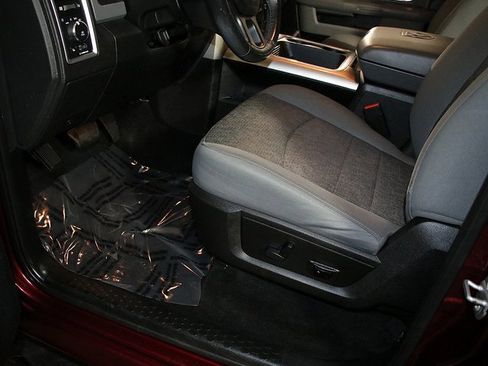 Used 2017 RAM 1500 Big Horn image 25