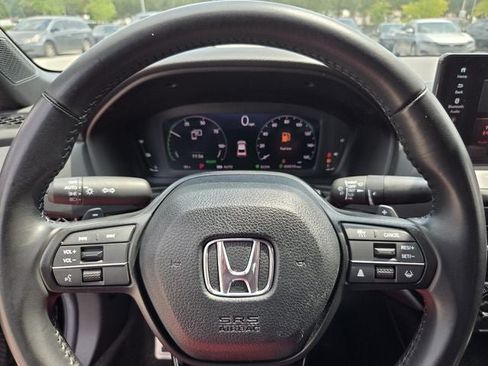 Used 2024 Honda Accord Sport image 30