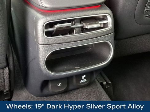 Used 2024 Genesis GV70 3.5T Sport image 15