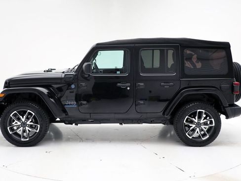 Used 2024 Jeep Wrangler Unlimited w/ Convenience Group image 6