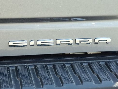 Used 2025 GMC Sierra 2500 Denali Ultimate AWD/4WD image 42