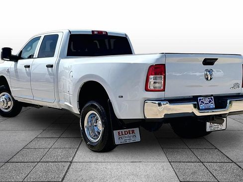 Used 2024 RAM 3500 Tradesman w/ Chrome Appearance Group AWD/4WD image 12