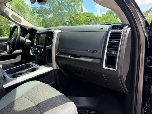 Used 2018 RAM 1500 Big Horn AWD/4WD image 12