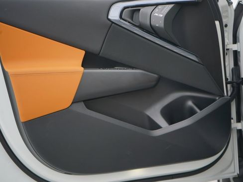 Used 2025 BMW X3 xDrive30i w/ Premium Package image 9