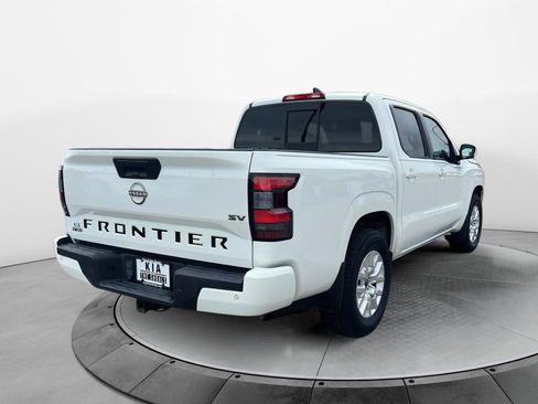 Used 2022 Nissan Frontier SV RWD image 3