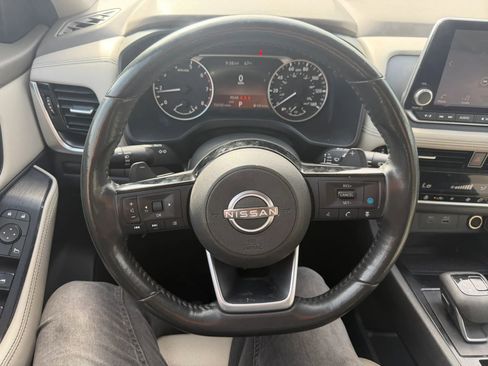 Used 2022 Nissan Rogue SV w/ SV Premium Package AWD/4WD image 12